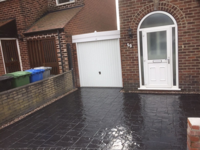 Re-surface driveway Altrincham 3