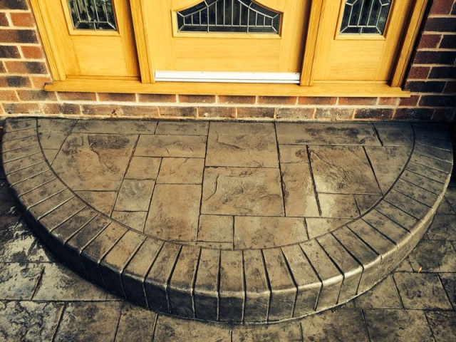 Bespoke concrete steps 04