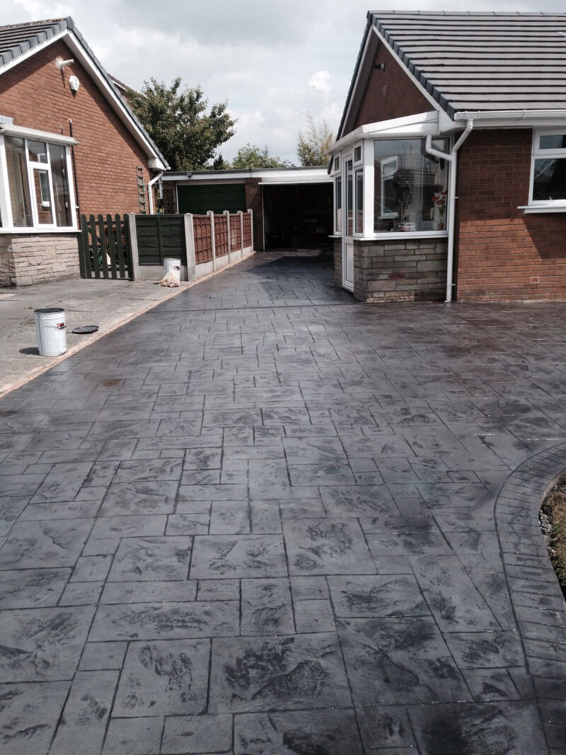 Ash grey with charcoal release colour driveway