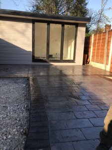 New pattern imprinted patio in Wythenshawe