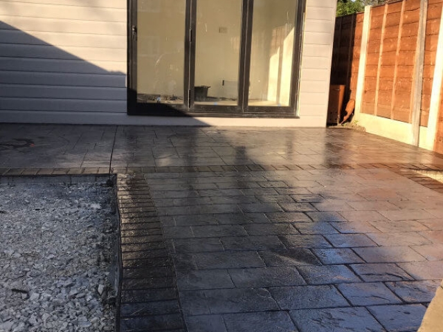 New pattern imprinted patio in Wythenshawe