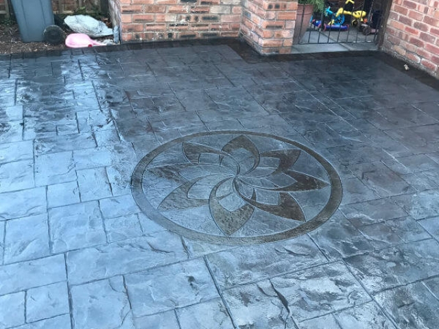 New concrete driveway in Didsbury, Manchester