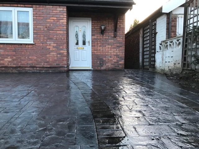 New concrete driveway in Didsbury, Manchester