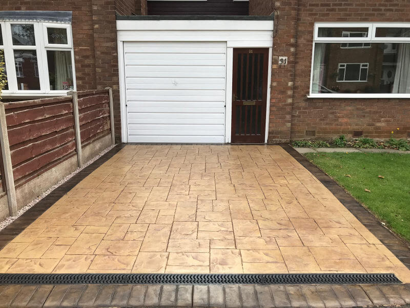 New driveway in Ashlar Cut Stone pattern installed in Bramhall