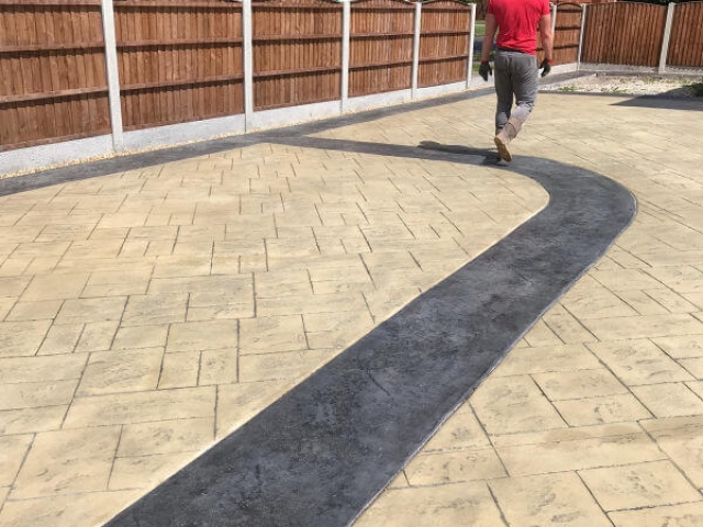 New bespoke driveway in Wythenshawe