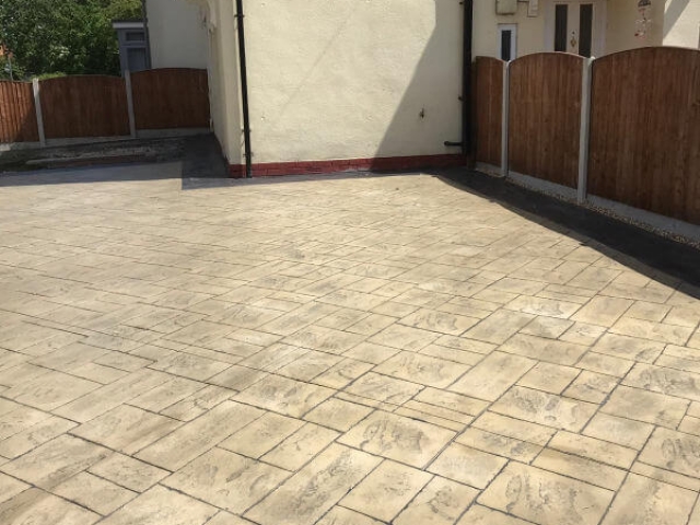 New bespoke driveway in Wythenshawe