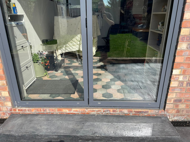 Pattern imprinted concrete by Planet Surfacing