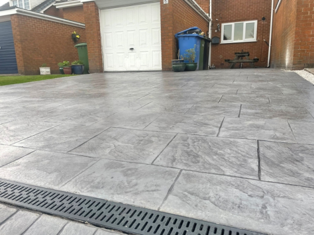 New Pattern imprinted Concrete Driveway in Urmston