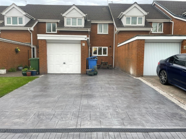 New Pattern imprinted Concrete Driveway in Urmston