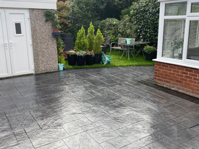 New Patio in Timperley by Planet Surfacing
