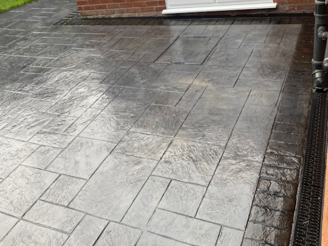 New Patio in Timperley by Planet Surfacing