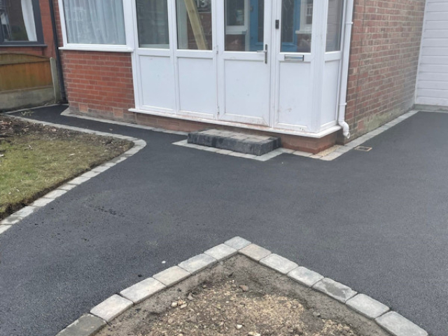 New Tarmac Driveway in Flixton by Planet Surfacing