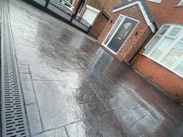 Royal Ashlar Pattern Imprinted Concrete Driveway in Urmston
