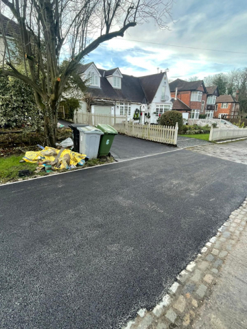 New Tarmac driveway in Wilmslow