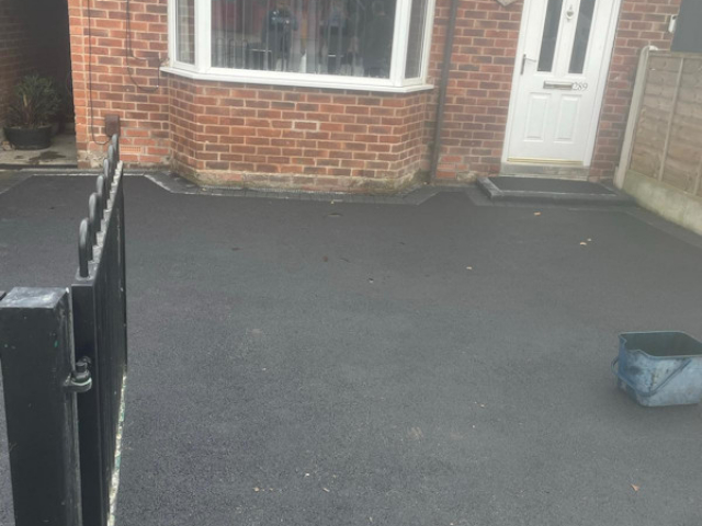 New Tarmac Driveway in Wythenshawe